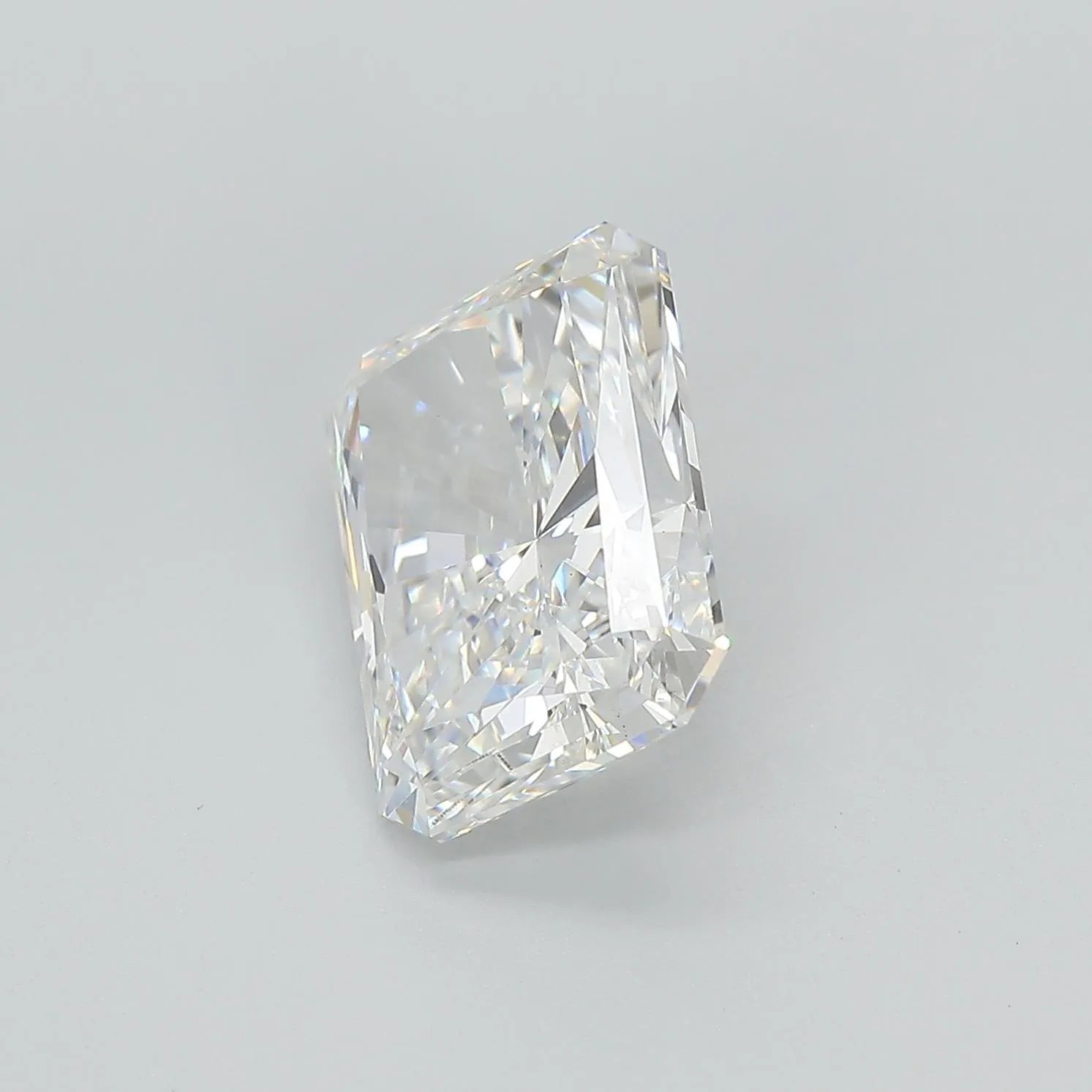 Lab-Grown Radiant Diamond - 4.55 Carats, F Color, VS1 Clarity - Sustainable Luxury and Dazzling Brilliance-IGI·Certified