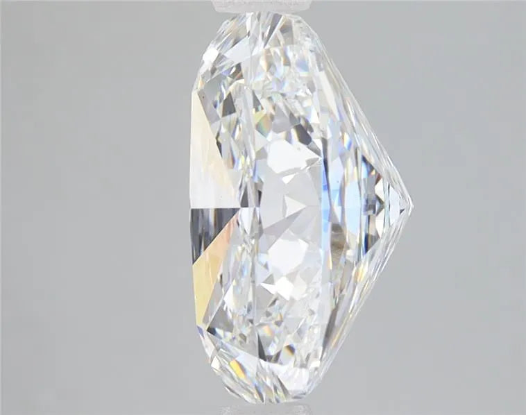 Lab-Grown Elongated Cushion Diamond - 4.07 Carats, F Color, VS1 Clarity - Sustainable Luxury and Dazzling Brilliance-IGI·Certified