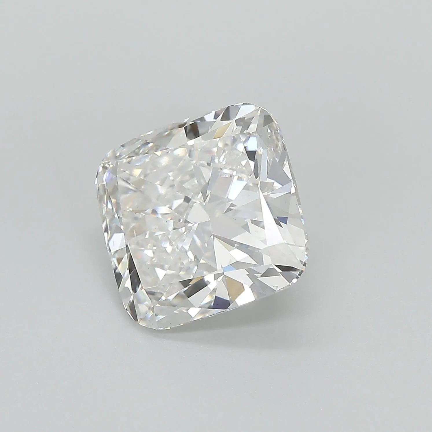 Lab-Grown Cushion Diamond - 5 Carats, F Color, VS1 Clarity - Sustainable Luxury and Dazzling Brilliance-IGI·Certified