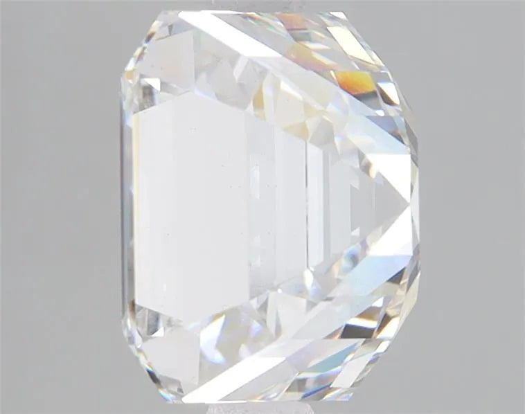 Lab-Grown Asscher Diamond - 4.01 Carats, E Color, VVS2 Clarity - Sustainable Luxury and Dazzling Brilliance-IGI·Certified