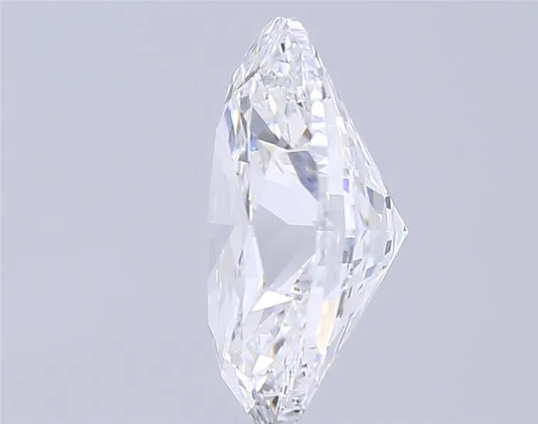 Lab-Grown Oval Diamond - 4.55 Carats, E Color, VS2 Clarity - Sustainable Luxury and Dazzling Brilliance-IGI·Certified