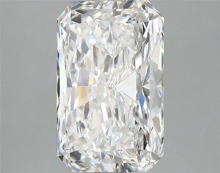 Lab-Grown Radiant Diamond - 3.04 Carats, E Color, VVS2 Clarity - Sustainable Luxury and Dazzling Brilliance-IGI·Certified