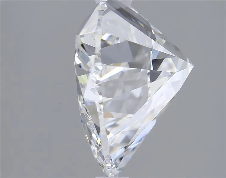 Lab-Grown Heart Diamond - 5.03 Carats, E Color, VS1 Clarity - Sustainable Luxury and Dazzling Brilliance-IGI·Certified