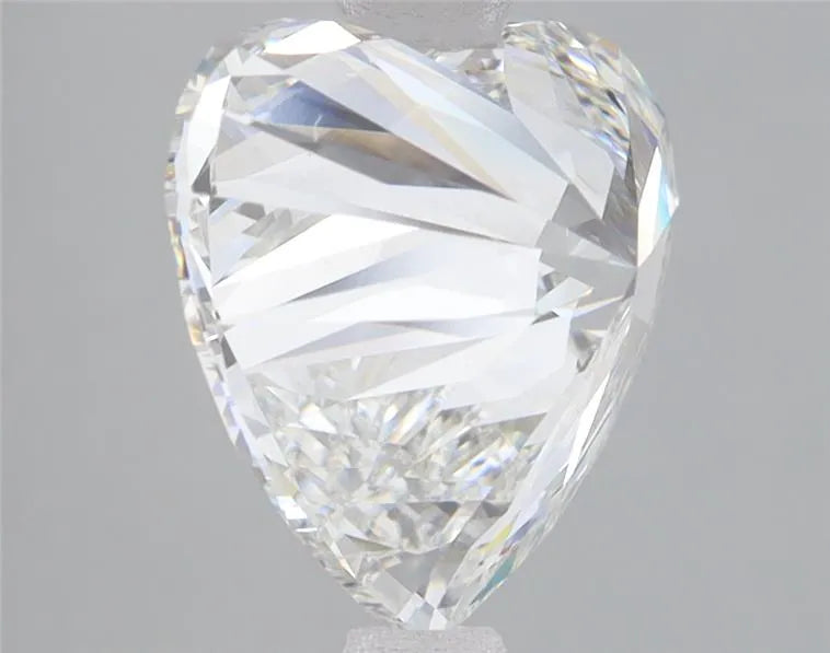 Lab-Grown Heart Diamond - 3.52 Carats, F Color, VS1 Clarity - Sustainable Luxury and Dazzling Brilliance-IGI·Certified