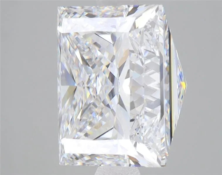 Lab-Grown Princess Diamond - 5.07 Carats, E Color, VS1 Clarity - Sustainable Luxury and Dazzling Brilliance-IGI·Certified