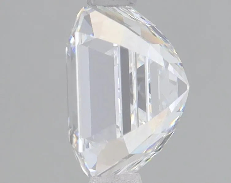 Lab-Grown Asscher Diamond - 2.51 Carats, D Color, VS1 Clarity - Sustainable Luxury and Dazzling Brilliance-IGI·Certified