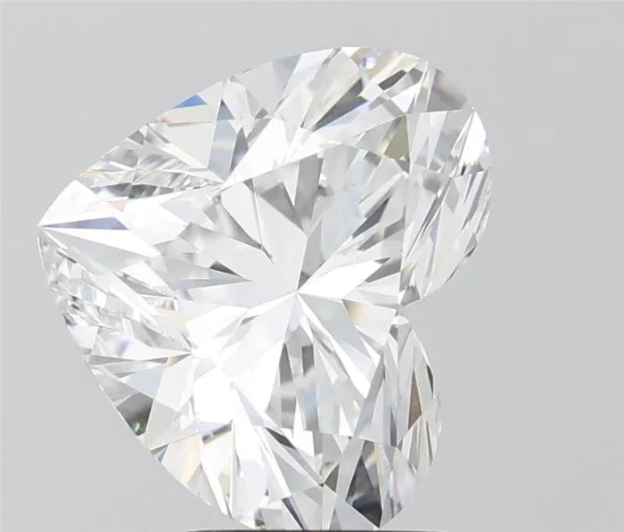 Lab-Grown Heart Diamond - 4.09 Carats, F Color, VVS2 Clarity - Sustainable Luxury and Dazzling Brilliance-IGI·Certified