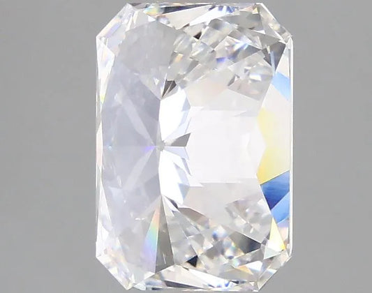 Lab-Grown Radiant Diamond - 3.04 Carats, E Color, VVS2 Clarity - Sustainable Luxury and Dazzling Brilliance-IGI·Certified