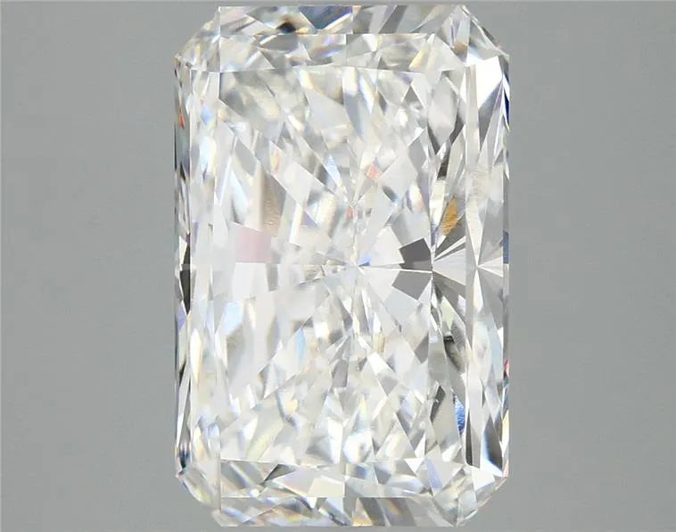 Lab-Grown Radiant Diamond - 4.73 Carats, E Color, VS1 Clarity - Sustainable Luxury and Dazzling Brilliance-IGI·Certified