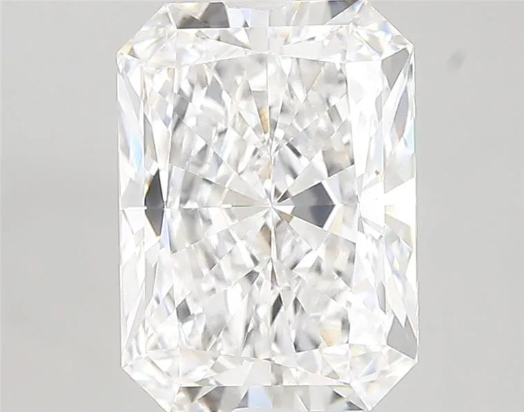 Lab-Grown Radiant Diamond - 3.49 Carats, E Color, VVS2 Clarity - Sustainable Luxury and Dazzling Brilliance-IGI·Certified