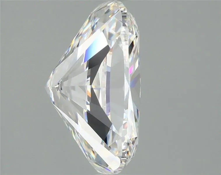 Lab-Grown Elongated Cushion Diamond - 4.05 Carats, E Color, VS1 Clarity - Sustainable Luxury and Dazzling Brilliance-IGI·Certified