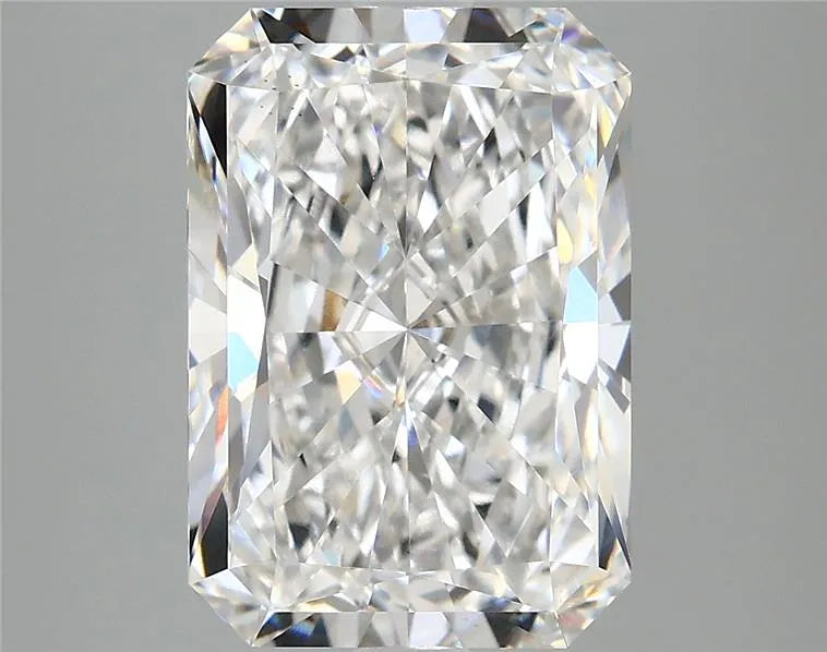 Lab-Grown Radiant Diamond - 4.54 Carats, E Color, VS1 Clarity - Sustainable Luxury and Dazzling Brilliance-IGI·Certified