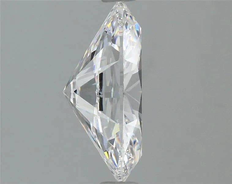 Lab-Grown Oval Diamond - 2.57 Carats, E Color, VVS2 Clarity - Sustainable Luxury and Dazzling Brilliance-IGI·Certified