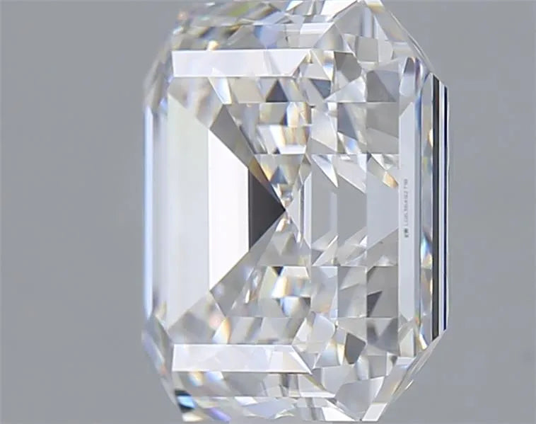 Lab-Grown Asscher Diamond - 3.03 Carats, E Color, VVS2 Clarity - Sustainable Luxury and Dazzling Brilliance-IGI·Certified