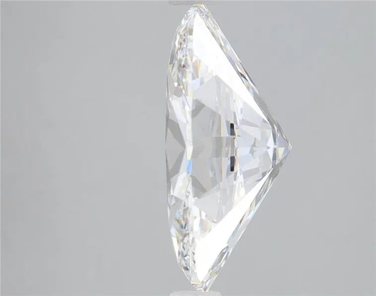 Lab-Grown Oval Diamond - 4 Carats, F Color, VS1 Clarity - Sustainable Luxury and Dazzling Brilliance-IGI·Certified