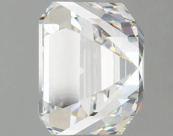 Lab-Grown Asscher Diamond - 3 Carats, E Color, VVS2 Clarity - Sustainable Luxury and Dazzling Brilliance-IGI·Certified