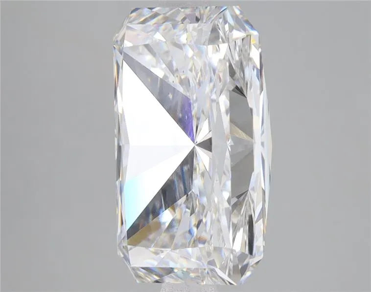 Lab-Grown Radiant Diamond - 5.07 Carats, F Color, VS1 Clarity - Sustainable Luxury and Dazzling Brilliance-IGI·Certified