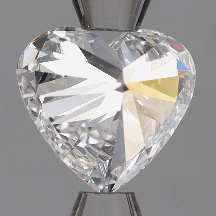 Lab-Grown HEART Diamond - 1.09 Carats, E Color, VS2 Clarity - Sustainable Luxury and Dazzling Brilliance-IGI·Certified