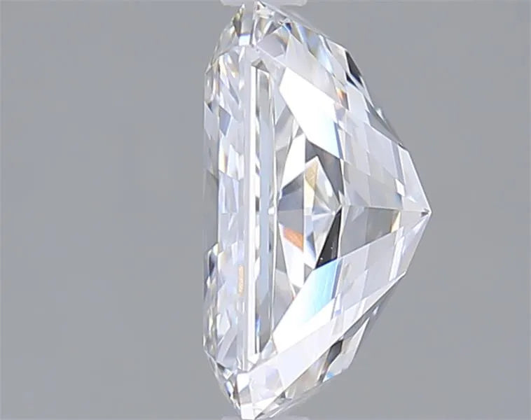 Lab-Grown Radiant Diamond - 3.01 Carats, E Color, VVS2 Clarity - Sustainable Luxury and Dazzling Brilliance-IGI·Certified