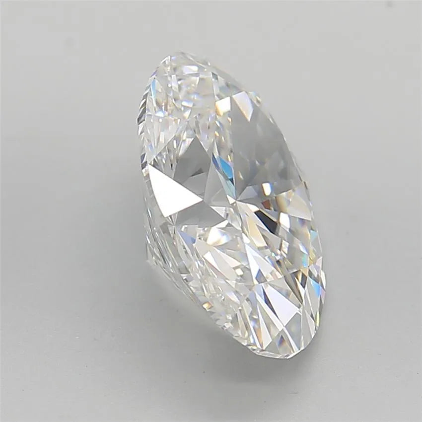 Lab-Grown Oval Diamond - 5.01 Carats, E Color, VS1 Clarity - Sustainable Luxury and Dazzling Brilliance-IGI·Certified