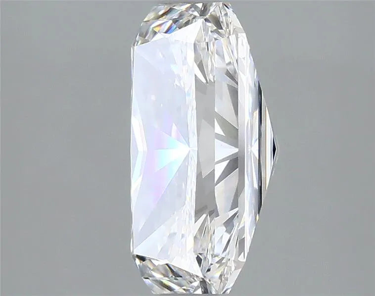 Lab-Grown Radiant Diamond - 3.05 Carats, D Color, VVS2 Clarity - Sustainable Luxury and Dazzling Brilliance-IGI·Certified