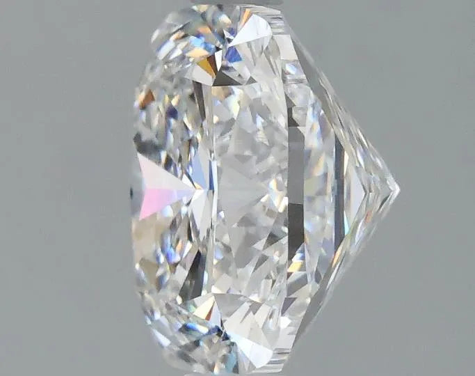 Lab-Grown Cushion Diamond - 2.58 Carats, E Color, VS1 Clarity - Sustainable Luxury and Dazzling Brilliance-IGI·Certified