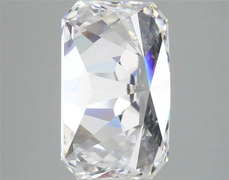 Lab-Grown Radiant Diamond - 3.59 Carats, E Color, VVS2 Clarity - Sustainable Luxury and Dazzling Brilliance-IGI·Certified