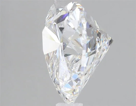 Lab-Grown Heart Diamond - 3.1 Carats, F Color, VS1 Clarity - Sustainable Luxury and Dazzling Brilliance-IGI·Certified