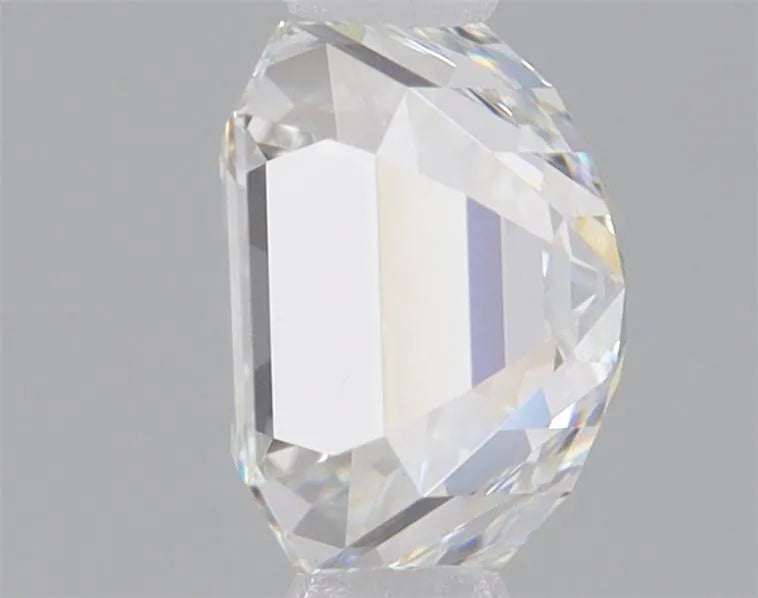 Lab-Grown Asscher Diamond - 1.06 Carats, D Color, VVS2 Clarity - Sustainable Luxury and Dazzling Brilliance-IGI·Certified