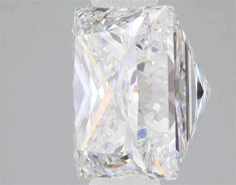 Lab-Grown Princess Diamond - 3.04 Carats, F Color, VS1 Clarity - Sustainable Luxury and Dazzling Brilliance-IGI·Certified