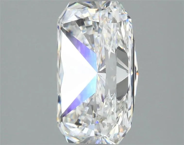 Lab-Grown Radiant Diamond - 2.54 Carats, E Color, VS1 Clarity - Sustainable Luxury and Dazzling Brilliance-IGI·Certified