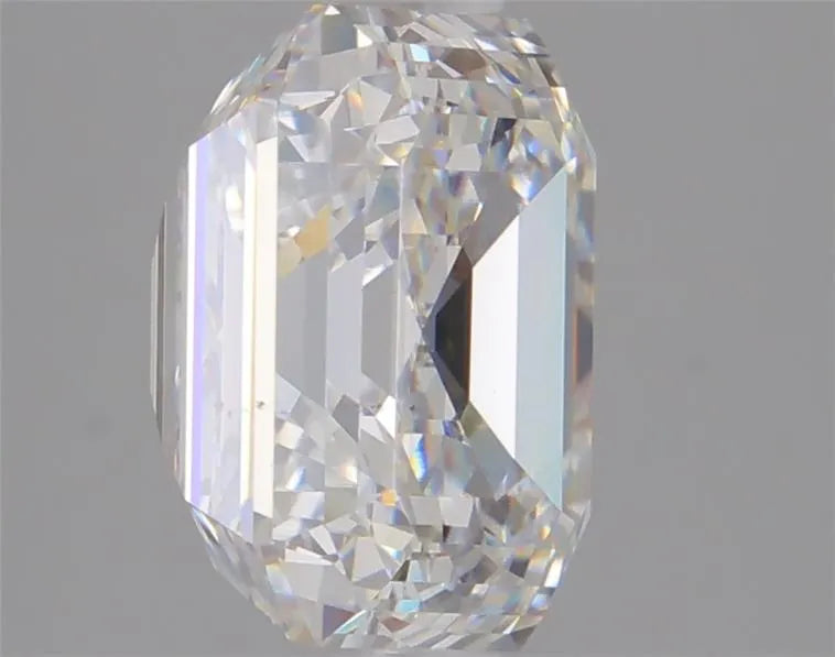 Lab-Grown Asscher Diamond - 4.5 Carats, E Color, VS1 Clarity - Sustainable Luxury and Dazzling Brilliance-IGI·Certified