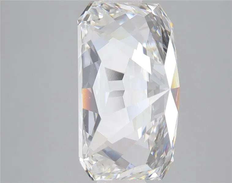 Lab-Grown Radiant Diamond - 5.06 Carats, F Color, VS1 Clarity - Sustainable Luxury and Dazzling Brilliance-IGI·Certified