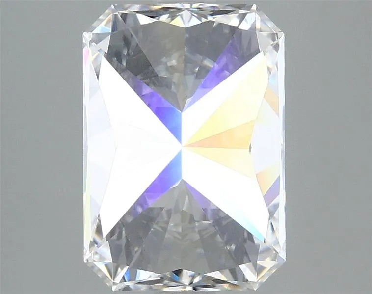 Lab-Grown Radiant Diamond - 3.02 Carats, E Color, VS1 Clarity - Sustainable Luxury and Dazzling Brilliance-IGI·Certified