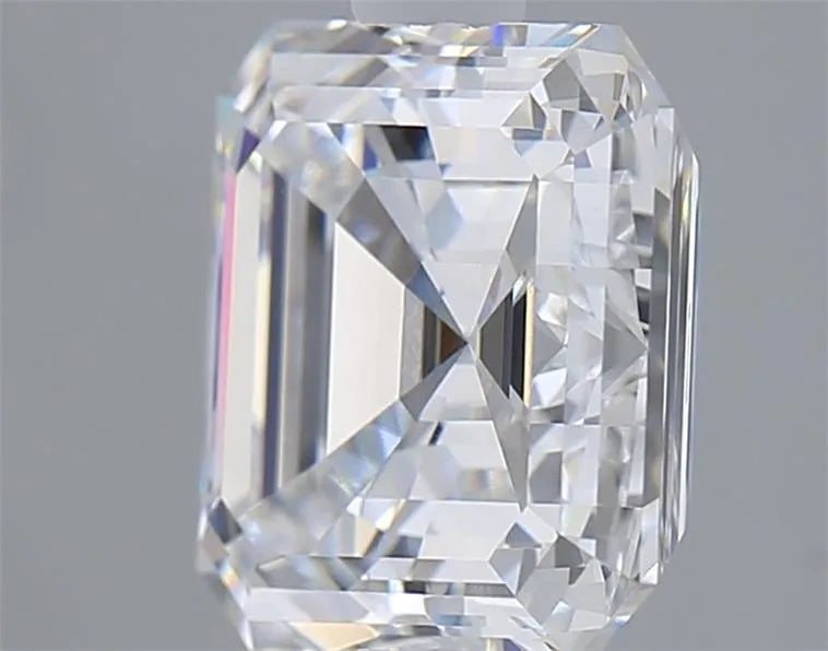 Lab-Grown Asscher Diamond - 2.6 Carats, E Color, VVS1 Clarity - Sustainable Luxury and Dazzling Brilliance-IGI·Certified