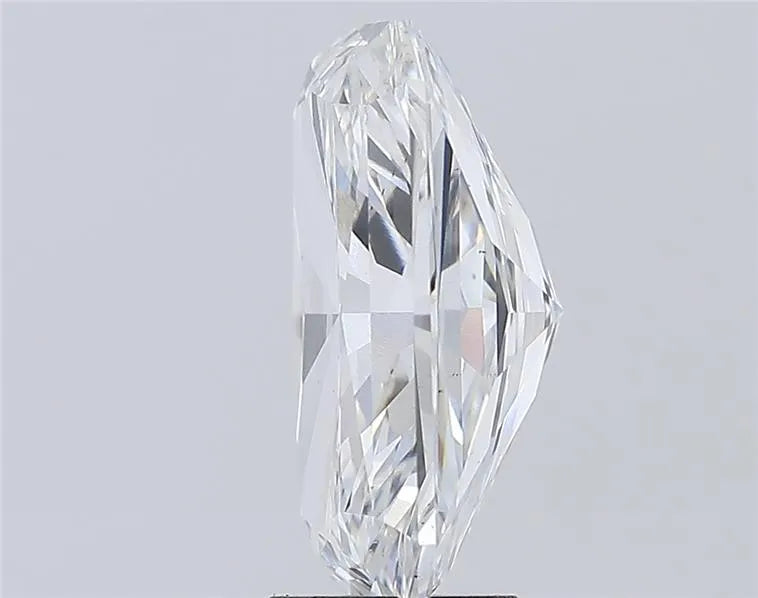 Lab-Grown Radiant Diamond - 7.06 Carats, E Color, VS2 Clarity - Sustainable Luxury and Dazzling Brilliance-IGI·Certified