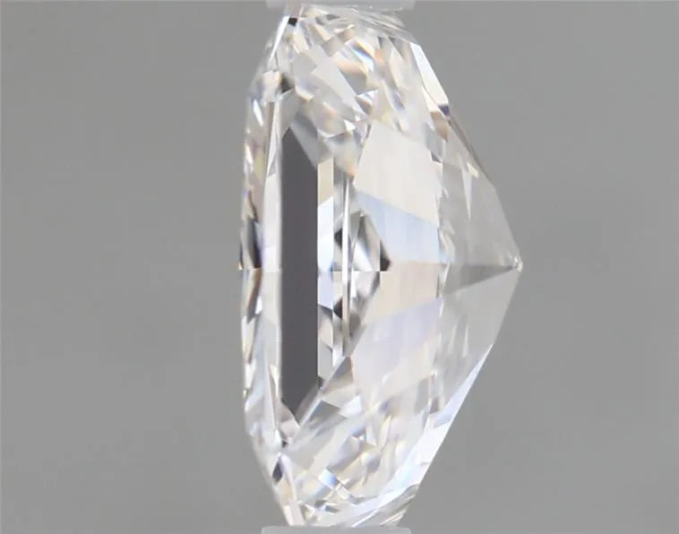 Lab-Grown Radiant Diamond - 1 Carats, D Color, VS1 Clarity - Sustainable Luxury and Dazzling Brilliance-IGI·Certified