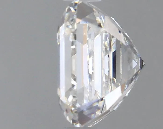 Lab-Grown Asscher Diamond - 1.55 Carats, E Color, VS1 Clarity - Sustainable Luxury and Dazzling Brilliance-IGI·Certified