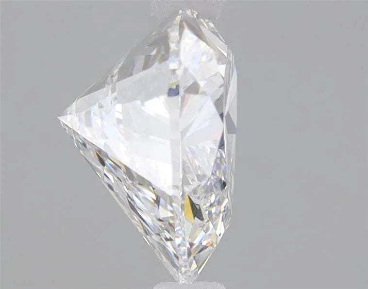 Lab-Grown Heart Diamond - 3.08 Carats, F Color, VS1 Clarity - Sustainable Luxury and Dazzling Brilliance-IGI·Certified