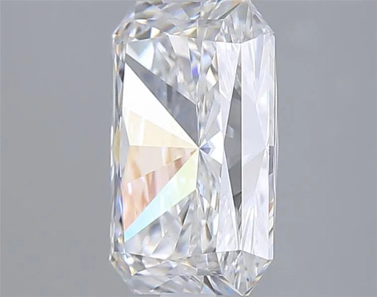 Lab-Grown Radiant Diamond - 3 Carats, E Color, VVS2 Clarity - Sustainable Luxury and Dazzling Brilliance-IGI·Certified