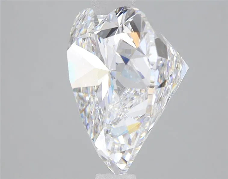 Lab-Grown Heart Diamond - 4.08 Carats, E Color, VS1 Clarity - Sustainable Luxury and Dazzling Brilliance-IGI·Certified