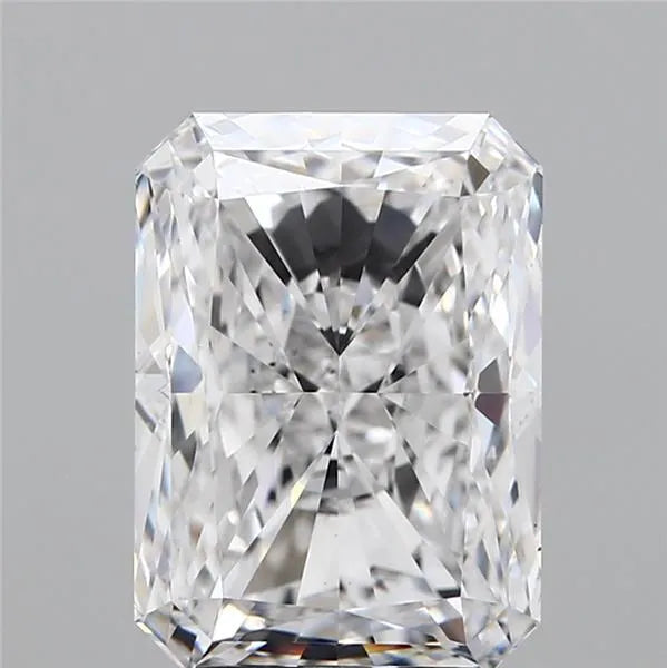 Lab-Grown Radiant Diamond - 4.02 Carats, E Color, VS1 Clarity - Sustainable Luxury and Dazzling Brilliance-IGI·Certified