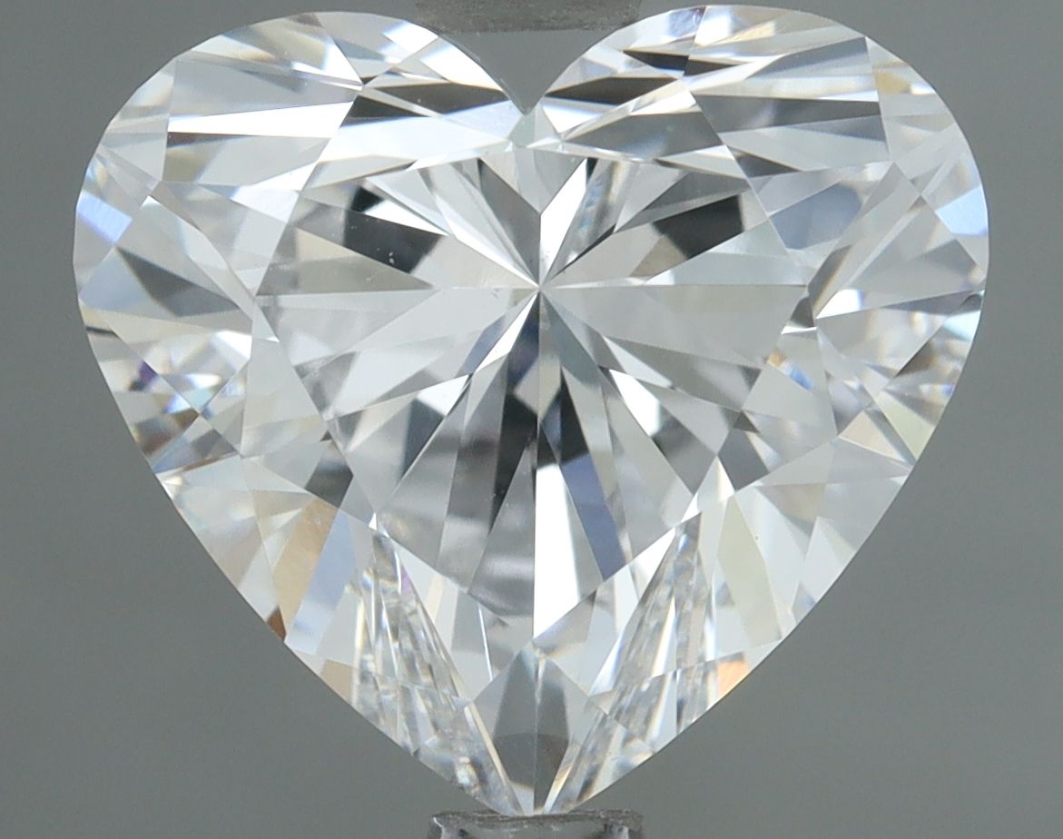 Lab-Grown HEART Diamond - 2.02 Carats, D Color, VS1 Clarity - Sustainable Luxury and Dazzling Brilliance-IGI·Certified