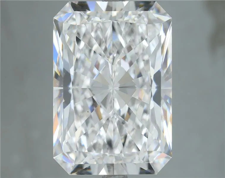 Lab-Grown Radiant Diamond - 8.03 Carats, E Color, VS1 Clarity - Sustainable Luxury and Dazzling Brilliance-IGI·Certified