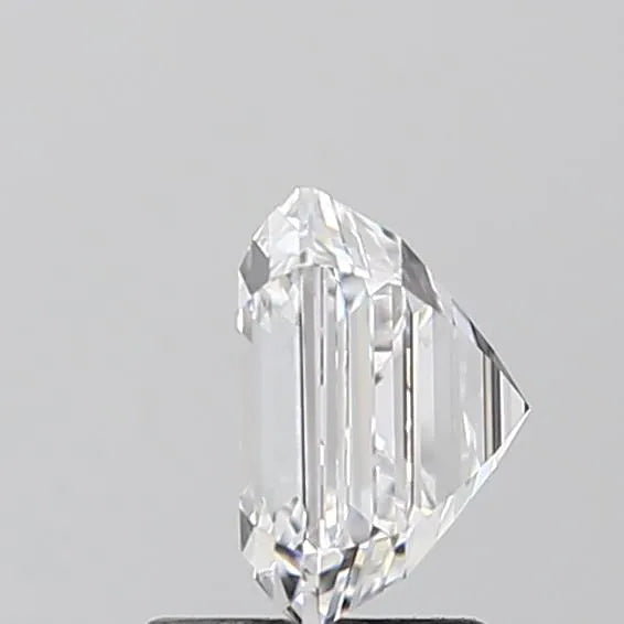 Lab-Grown Asscher Diamond - 2 Carats, E Color, VS2 Clarity - Sustainable Luxury and Dazzling Brilliance-IGI·Certified