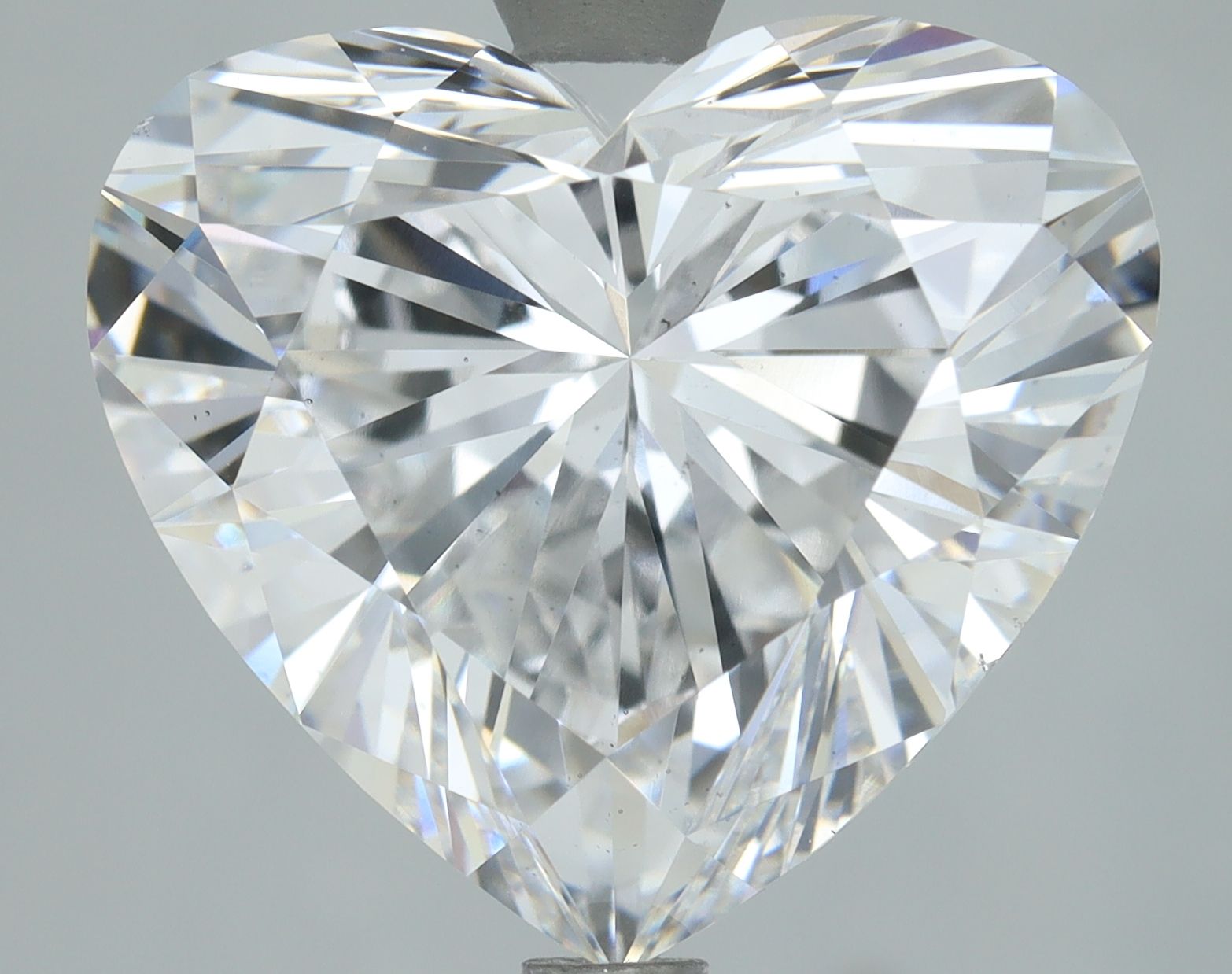 Lab-Grown HEART Diamond - 5 Carats, E Color, VS2 Clarity - Sustainable Luxury and Dazzling Brilliance-IGI·Certified