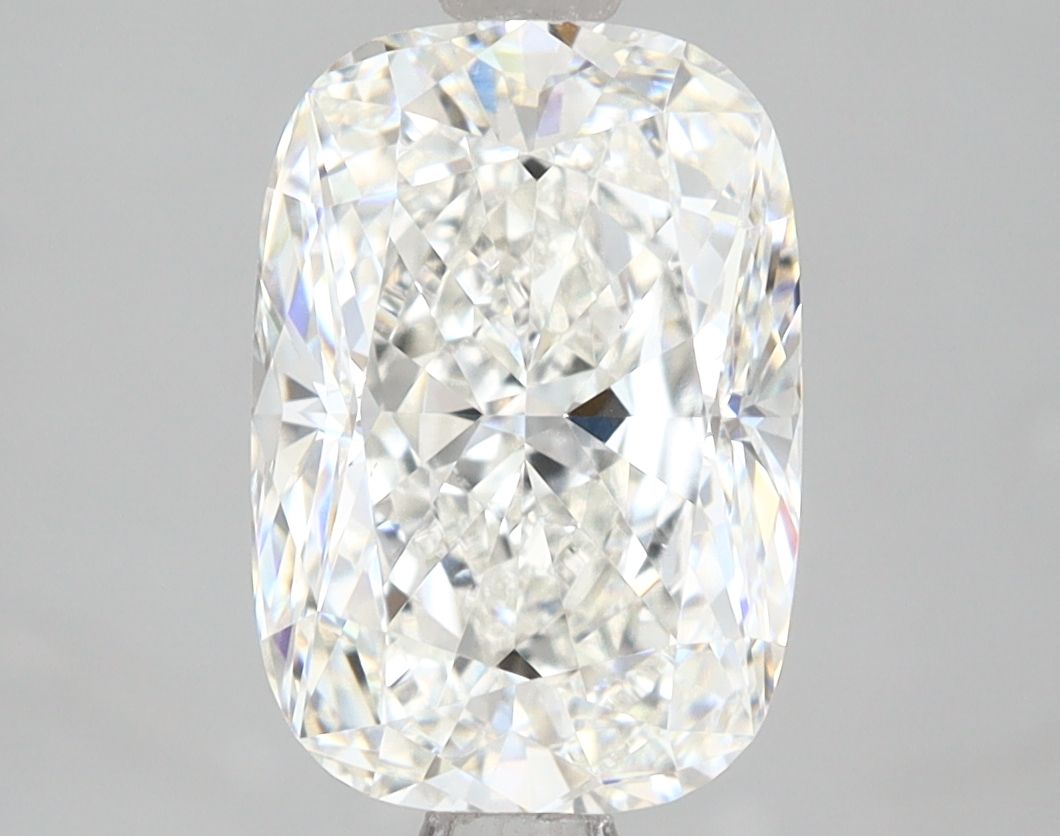 CUSHION BRILLIANT-2.52-Carat-G-VVS2-LG640419885