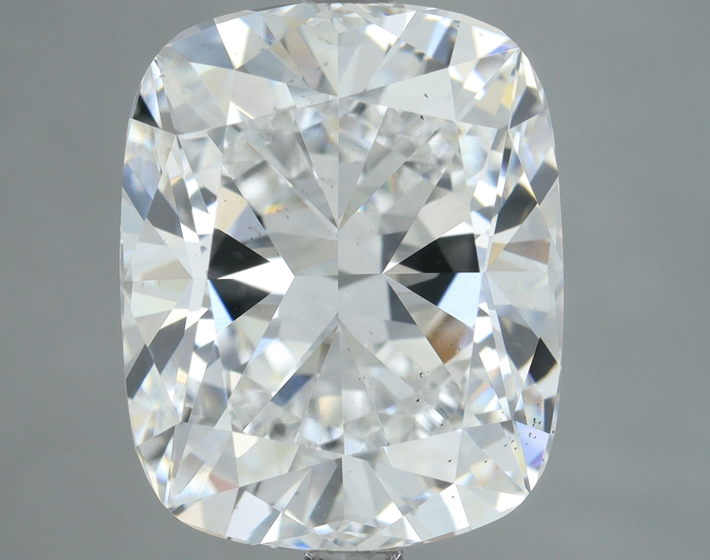 Lab-Grown Cushion Diamond - 5.52 Carat, E Color, VS2 Clarity | Sustainable Luxury, Dazzling Brilliance | IGI | Certified LG607314232