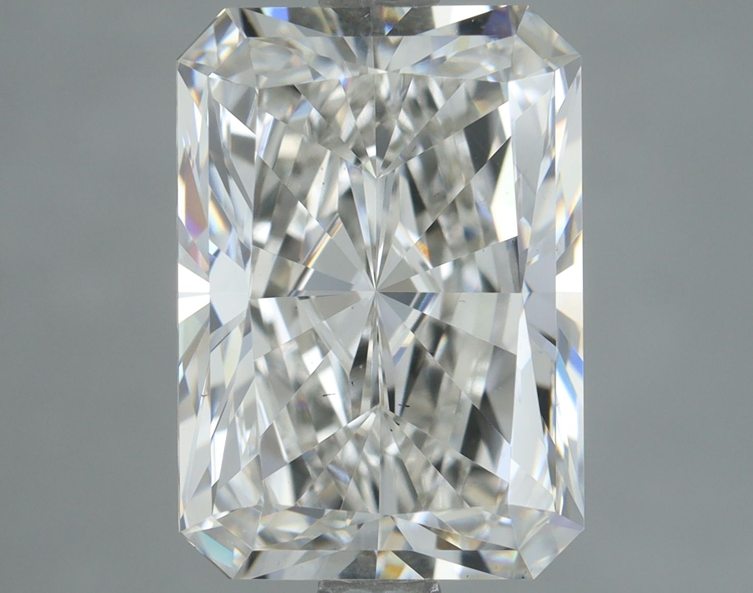 Lab-Grown RADIANT Diamond - 3.04 Carats, G Color, VS2 Clarity - Sustainable Luxury and Dazzling Brilliance-IGI·Certified