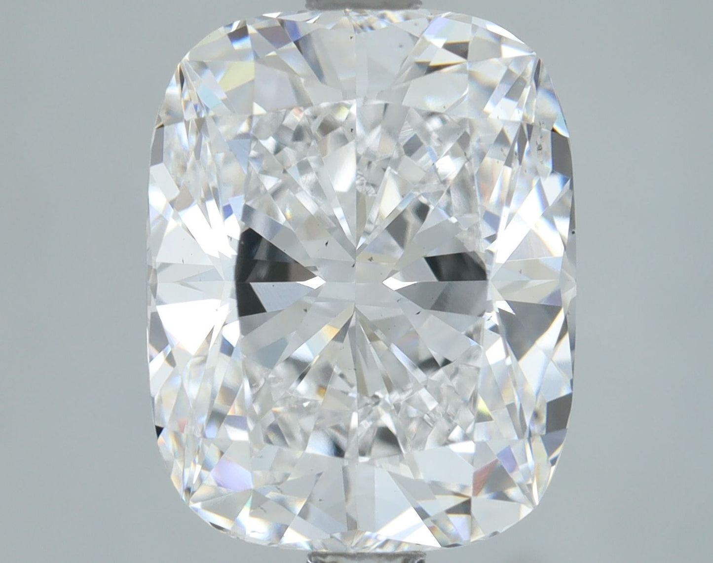 Lab-Grown CUSHION Diamond - 3.02 Carats, E Color, VS2 Clarity - Sustainable Luxury and Dazzling Brilliance-IGI·Certified